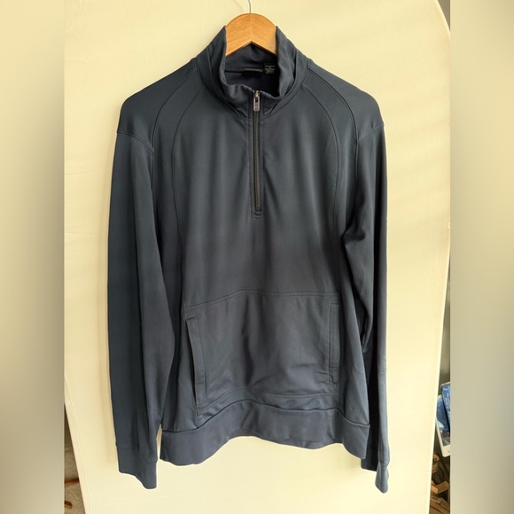 Victorinox Swiss Army 1/4 zip • Men’s large - Picture 1 of 11